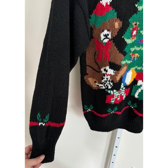 Vintage 90s Charter Club Teddy Bear w/ Chrismast Tree Sweater Size S Hand Knit - Picture 2 of 8